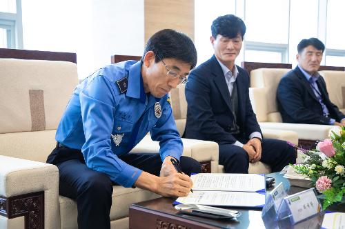 (241212) 제주해경청·하이트진로·사회복지협의회 업무협약체결식 사진10