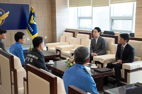 (250309) 김한규 국회의원 제주청 방문 사진5