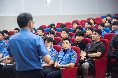 (250520) 해양경찰청장, 제주청 직원과의 대화 사진8
