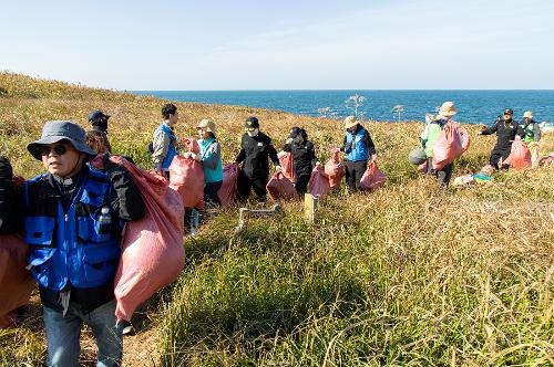 (251106) 제주청 민·관 협업 차귀도 정화활동(진에어) 1