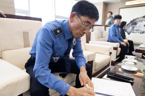(251230) 국가대표정형외과의원 김세준 원장 업무협약식 9
