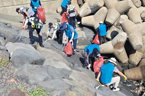 250901해양경찰선배님들과함께하는해안가쓰레기수거hwp 사진1
