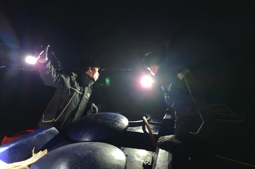 251104-협재포구 인근 해상 어선 좌초사고 발생(종합) 1