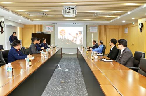 중부해경청장, 기름 및 유해액체물질 저장시설 현장 점검(23.5.10.) 사진7