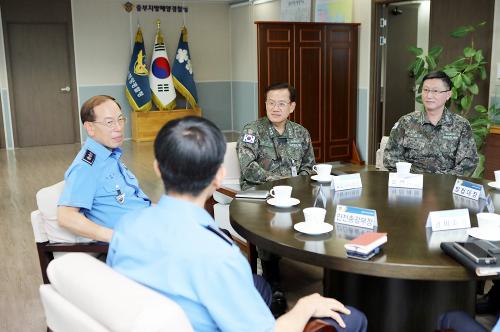 해군2함대 사령관, 중부해경청 방문(23.9.25.) 사진5