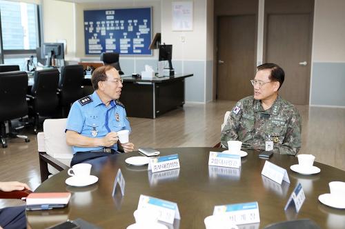 해군2함대 사령관, 중부해경청 방문(23.9.25.)