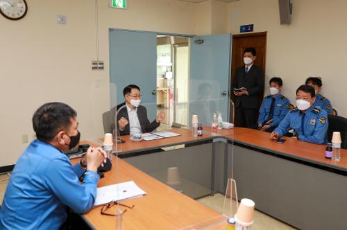 220331-부산신항해상교통관제센터 현장점검 사진2