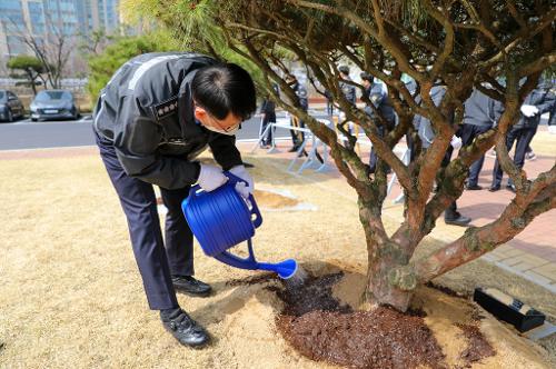 220405-식목일 기념행사(깨끗한 환경을 심어요) 사진5