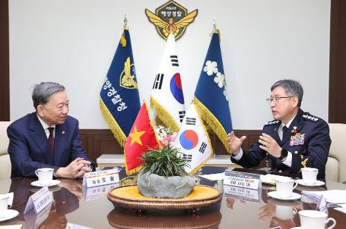 230407-베트남 공안부장관 국제해양범죄 공조 강화 사진1