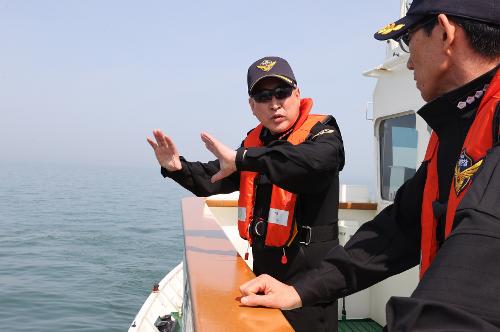 230509-인천 대청도 해상 불법 외국어선 단속 훈련 실시 사진3