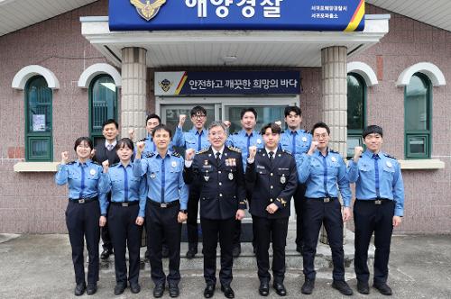 240228_김종욱 해양경찰청장, 농무기 대비 해상치안 현장점검 사진7