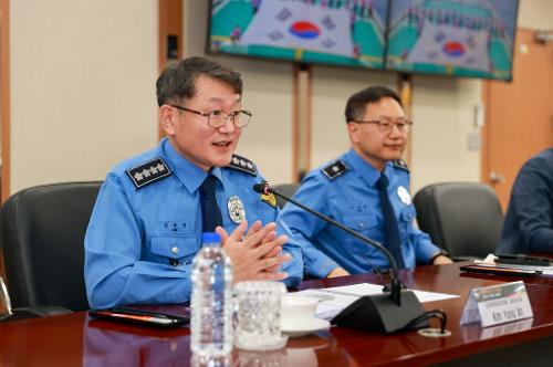 250310_해양경찰청-美 버클리 대학 연구소 및 겐트대학교 등 학술단 연구 협력 방안 논의 사진4