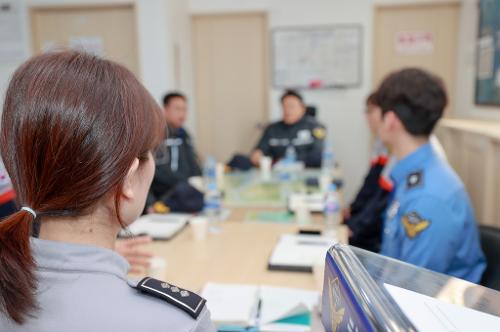 260209_설 연휴 해양 안전관리 현장점검(인천항여객터미널, 인항파출소, 인천항VTS) 4