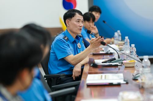 261007_포항서 직원과의 대화 4