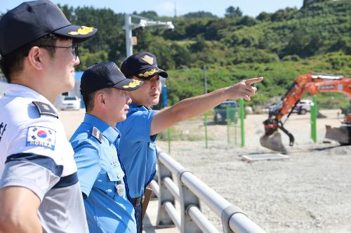 260921 최원식 목포해경서장, 서해 관할해역항공 해상순찰 점검 3