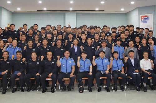 김홍희 남해지방청장 통영해양경찰서 소통간담회 1