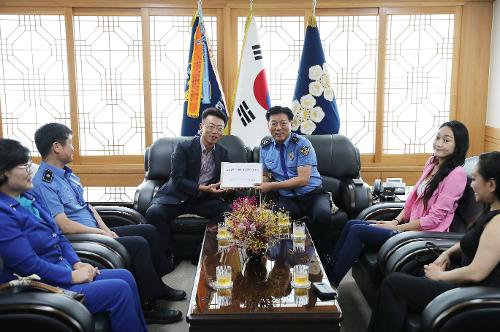 정책자문위 해수욕장 안전관리요원 격려품 전달식  4