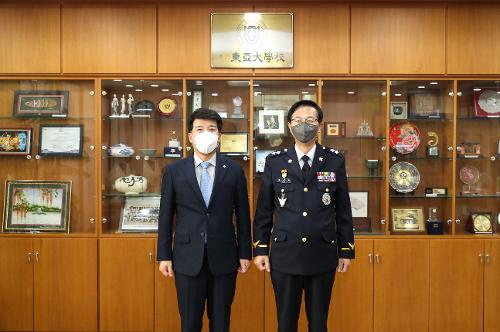 윤성현 남해지방해양경찰청장 동아대학교 방문 1