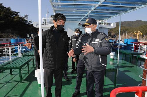  윤병두 남해해경청장, 설 연휴 바닷길 안전점검 사진1