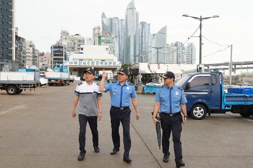 남해해경청장, 연안 안전점검주간 부산 광안리 현장점검 사진4