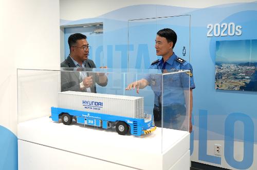남해해경청장 부산 신항 현장 점검 2