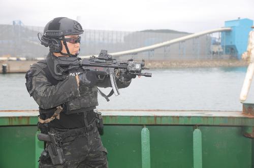 (230628)사천해경, 수난대비·대테러·해양오염방제 합동훈련 실시 사진2