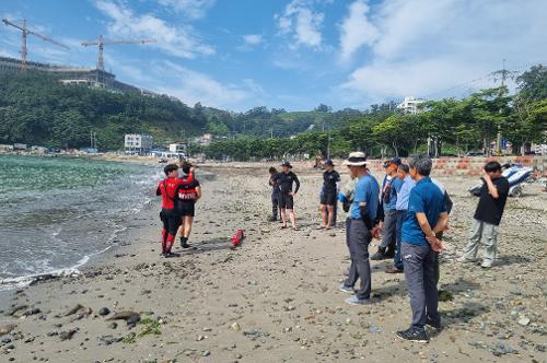 (230706)사천해경, 해수욕장 인명사고 대응강화 훈련 사진2
