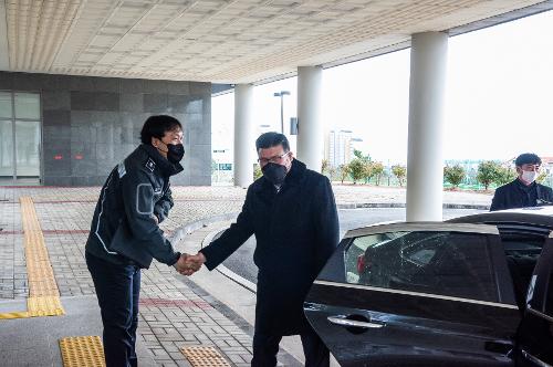 (230130) 제15대 윤태연 서귀포해양경찰서장 취임 사진1