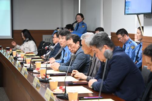 250401(화) 정책자문위원회 정기회의 개최, 서귀포해경 발전방향 논의 사진4