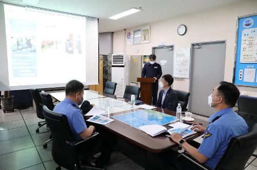 210918 이명준 서해해경청장, 태풍 '찬투' 북상 대비 현장점검 사진4