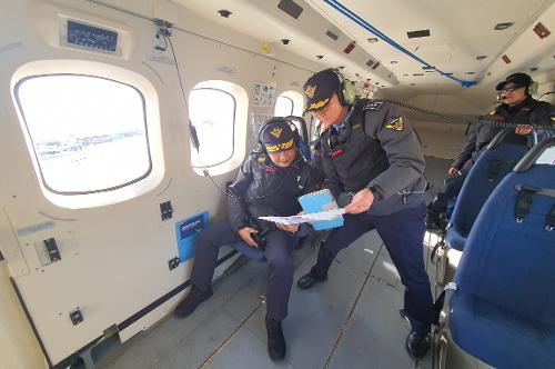 백학선 서해해경청장, 취임 후 첫 항공순찰로 연말연시 치안현장 점검 2