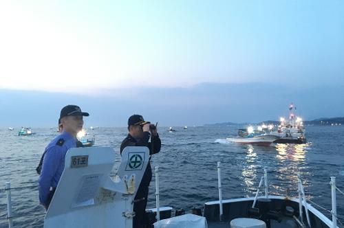 이재현 속초해경서장 접경해역 치안현장 점검 나서 1