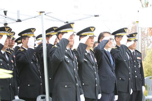 속초해경, 속초해양경찰 충혼탑서 추념식 8