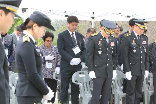 속초해경, 속초해양경찰 충혼탑서 추념식 9