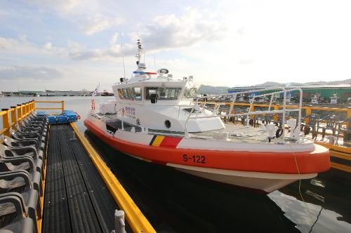 속초해양경찰서 거진파출소 신형연안구조정(S-122) 취역식 행사 1