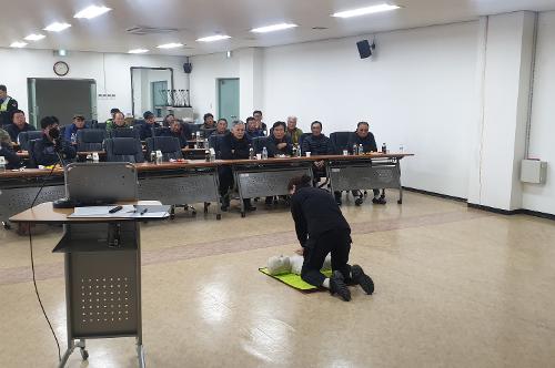 속초해경 19년도 하반기 민간해양구조대원 교육 정담회 개최 5