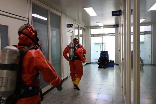 속초해경, 해상화학사고 대응 합동훈련 실시 2