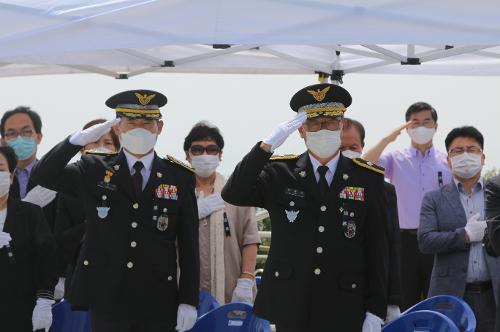 속초해경 제65회 현충일 추념식, 생활속 거리두기로 차분히 진행 9