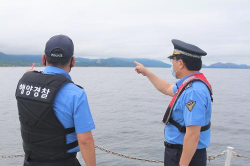 속초해양경찰서장, 동해 최북단 접경해역 치안현장 점검 1