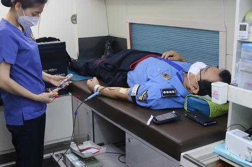 속초해경 해양경찰의 날 맞아 단체헌혈 실시 1