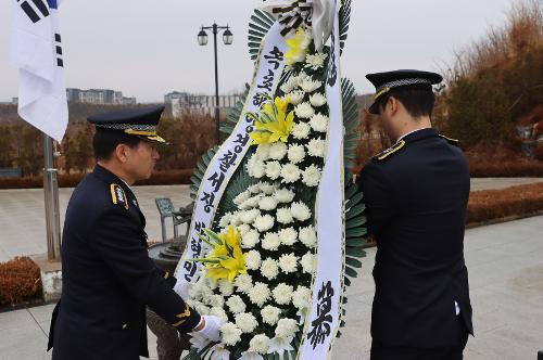 (0101) 충혼탑 참배 사진2