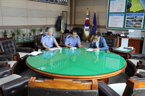 속초해경서장 지방자치단체와의 해수욕장 안전관리 정책간담회 실시 3