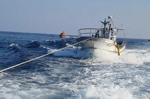 속초 인근 해상에서 침수선박 발생 2