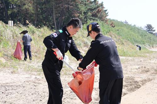 260929 태안해경, 국제연안정화의 날 맞이 연안정화활동 실시 15