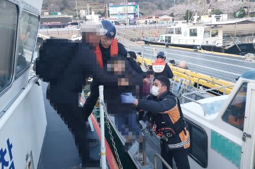 (250407)통영해경, 주말 사건사고 긴급대응 사진3