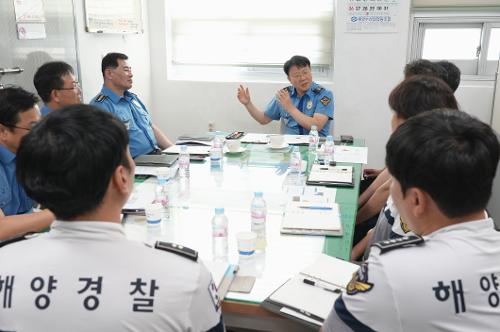 (251001)남해해경청장, 추석 연휴 대비 해양안전관리 등 현장점검 5