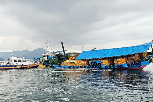 (251020)통영해경, 통영해경, 주말 사건사고 긴급대응 나서 1