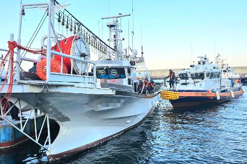 (251101)통영해경, 연이은 선박사고 무사히 구조...안전주의 당부 1