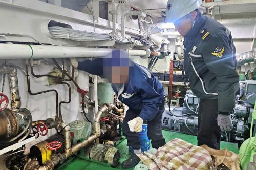 (251201)“항만 대기질은 곧 시민 안전... 통영해경  미세먼지 오염원 선제 차단” 2