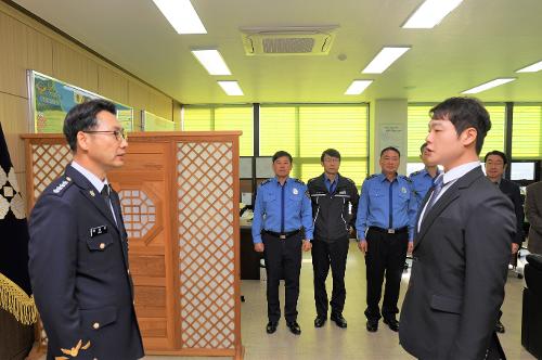 (11. 25.) 울진해경, 신임 공무원 전입신고식 개최 사진1